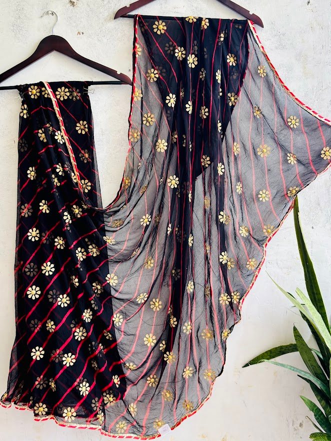 exquisite black & orange leheriya gota patti saree