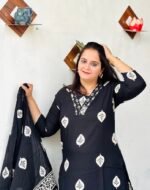midnight noir embroidered kurta set