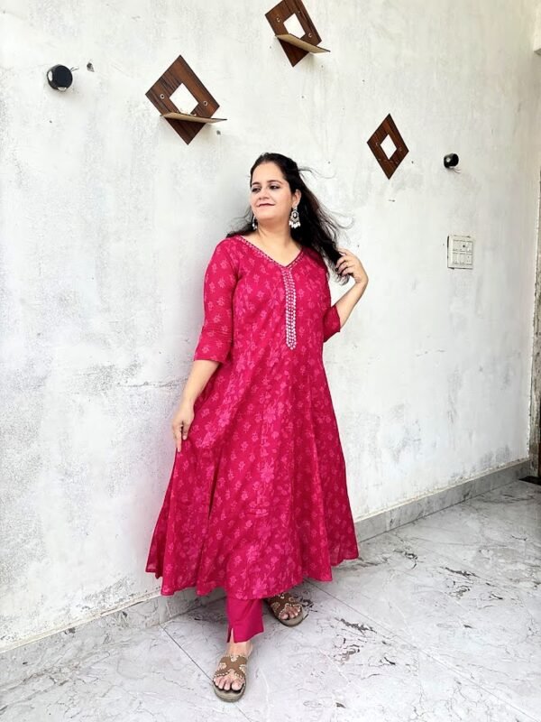 rose in full bloom floral printed anarkali kurti set